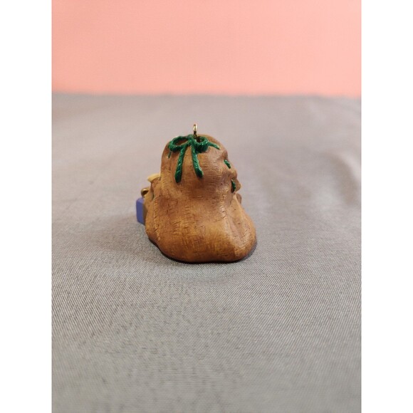 Vintage Hallmark Keepsake Curious the Elf Ornament 2001 - Picture 2 of 3